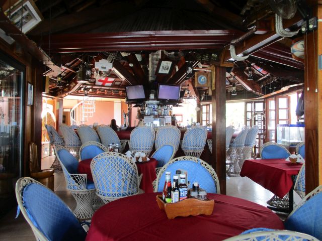 レストラン＆バー